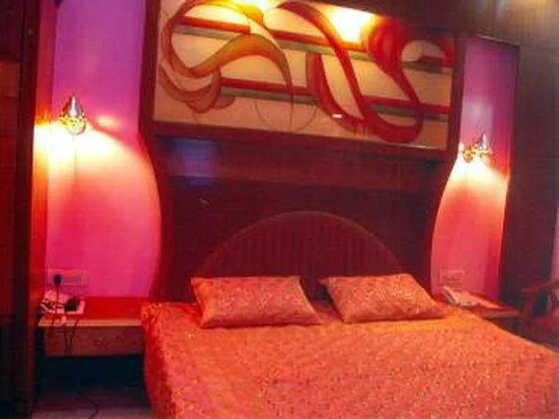Hotel Karat 87 Delhi
