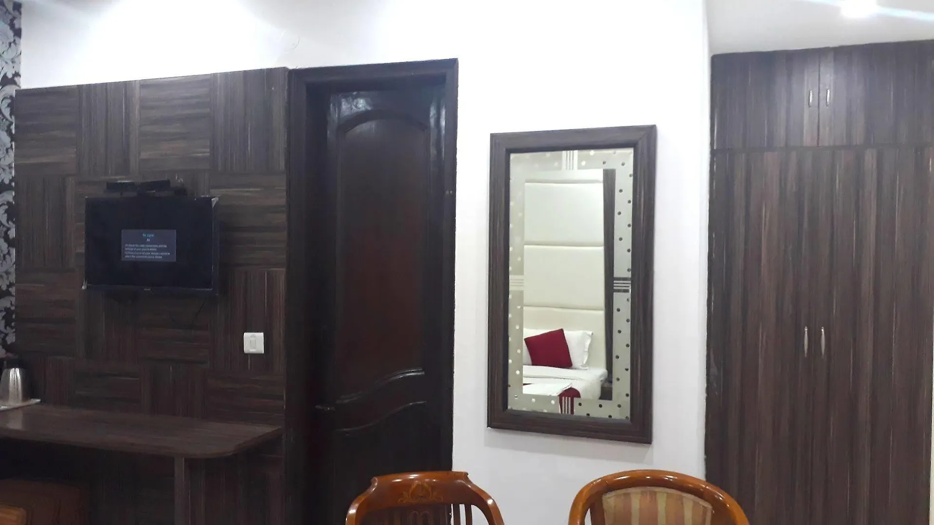 Hotel Karat 87 Delhi   Delhi (National Capital Territory of India)
