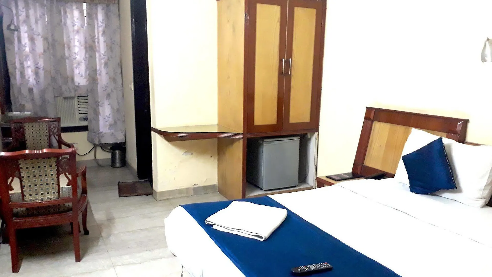**  Hotel Karat 87 Delhi  India